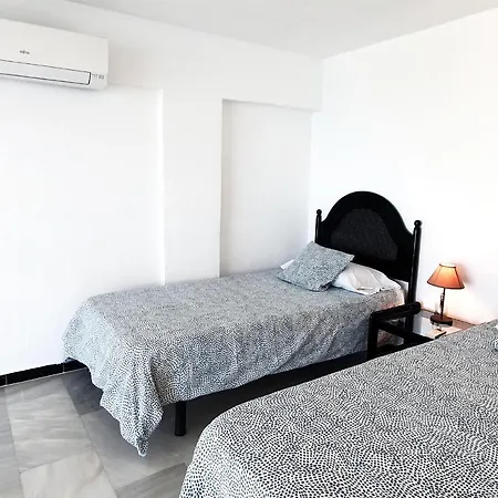 Skol 709 Duplex 1 Bedroom In Skol Marbella With Gibraltar And Sea Views Esterno foto